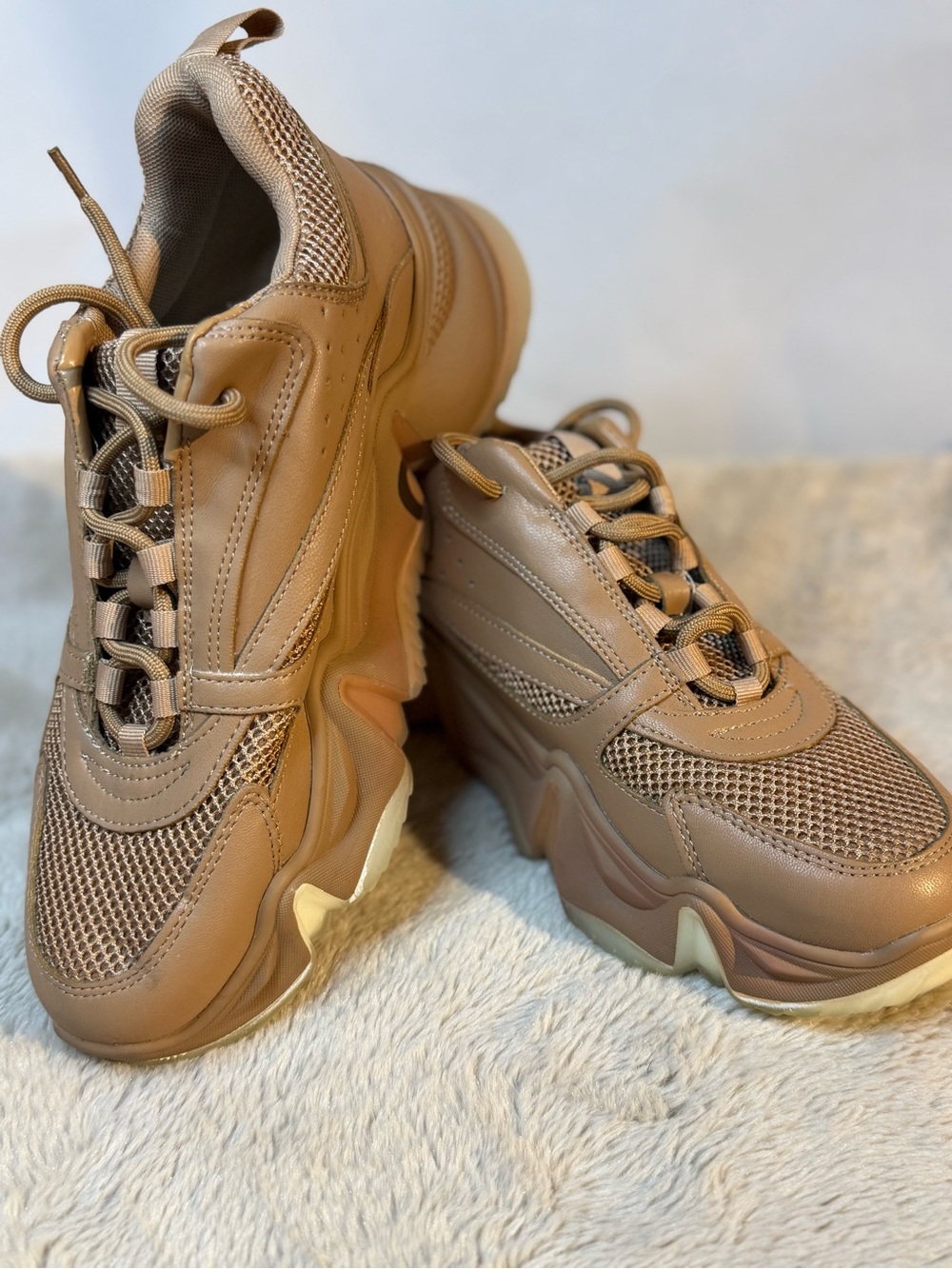 Steve Madden Tan Chunky Platform Sneakers